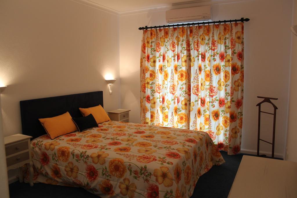 Alto Club Apartments Alvor Rom bilde