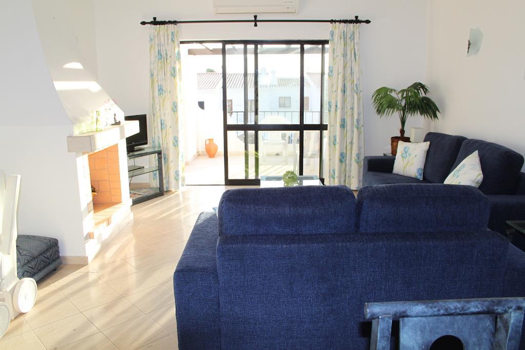 Alto Club Apartments Alvor Rom bilde