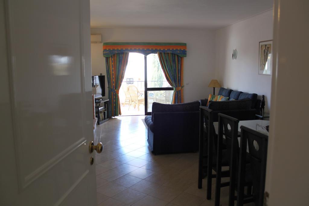 Alto Club Apartments Alvor Rom bilde